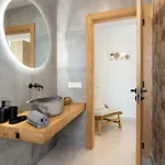 Infinity Views 4 By Escape Tahiche