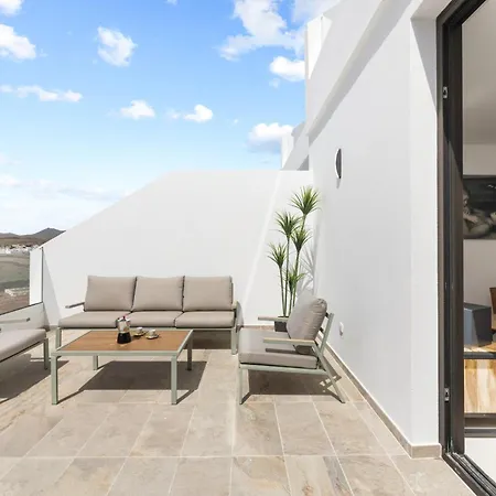 Infinity Views 4 By Escape Tahiche