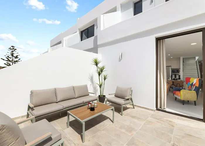 Infinity Views 4 By Escape Villa Tahiche