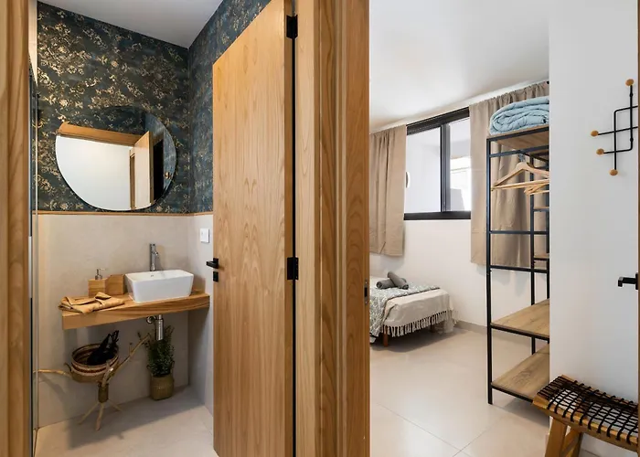 Infinity Views 4 By Escape * Tahiche