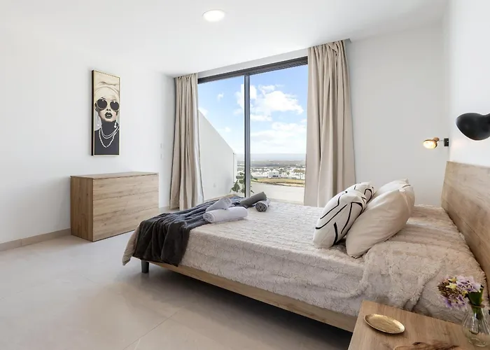 Infinity Views 4 By Escape * Tahiche