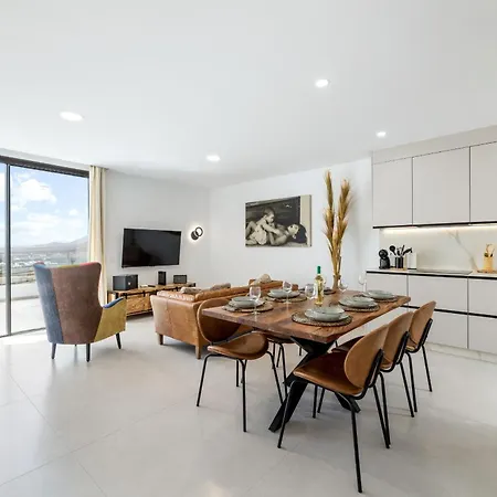 Infinity Views 4 By Escape * Tahiche